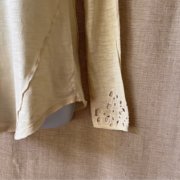 Beautiful Free People eyelet embroidery pale yellow L/S tee top Henley S / M ❤️ - Picture 9 of 12